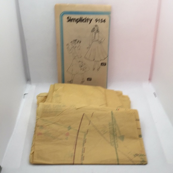 Simplicity 9154 Vintage Poodle Skirt Size 5/6 7/8 - Picture 9 of 11